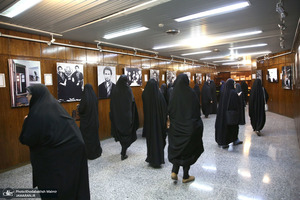 بازدید دانشجویان و دانش آموزان از بیت امام خمینی (س) در جماران