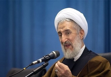 ضعف و ذلت در مقابل دشمن قابل قبول نیست