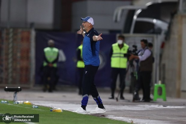 اعتراض بوژوویچ به رد گل دوم استقلال: VAR همیشه به سمت حریف می‌چرخد!