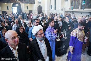 مراسم بزرگداشت امام خمینی(س) در کلیسای «سرکیس مقدس»