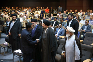 دیدار مسئولین هیت های مذهبی اتباع استان تهران با سید حسن خمینی