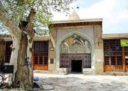 اجرای طرح آرامش بهاری در 36 بقعه متبرکه کهگیلویه و بویراحمد