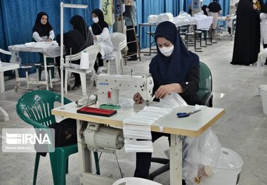 پنج کارگاه تولید ماسک و پوشاک بیمارستانی در همدان راه‌اندازی شد