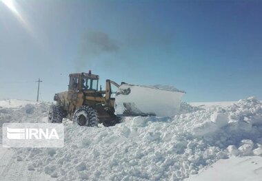 انجام بیش از ۴۳ میلیون مترمکعب برف‌روبی در آذربایجان‌غربی