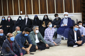 دیدار نوروزی و سخنرانی رئیس موسسه تنظیم و نشر آثار امام خمینی(س) در جمع کارکنان