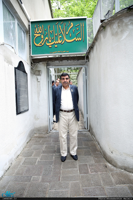 بازدید جمعی از استادان و دانشجویان دانشگاه دفاع ملی پاکستان از بیت امام خمینی (س) در جماران 