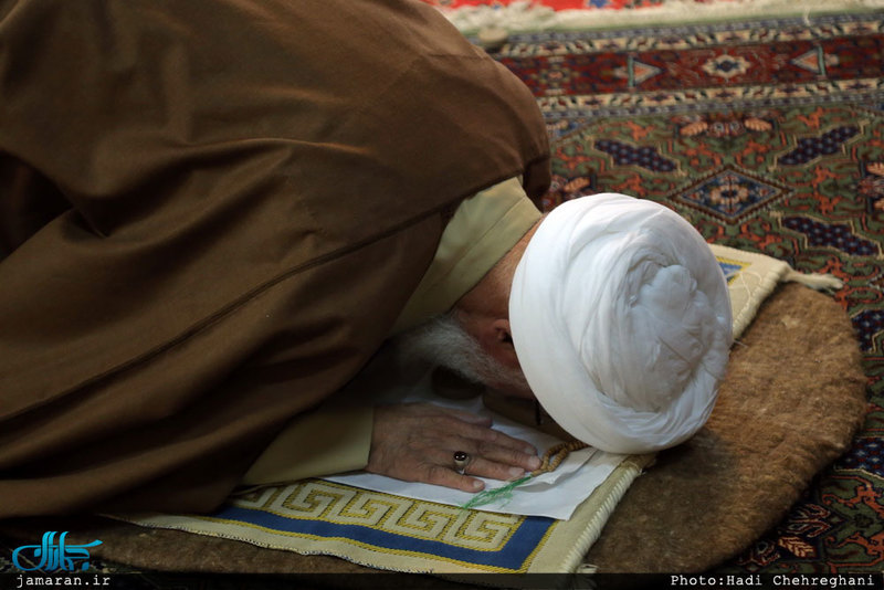 اقامه نماز عید سعید قربان در روستای احمدآباد دماوند توسط آیت الله العظمی جوادی آملی