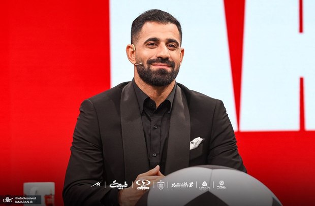 تمدید پرسپولیس با کنعانی زادگان داخل تهران با کت و شلوار مشکی!