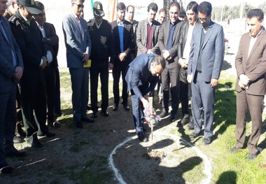 6 پروژه در زرین آباد و سراب میمه بهره برداری شد