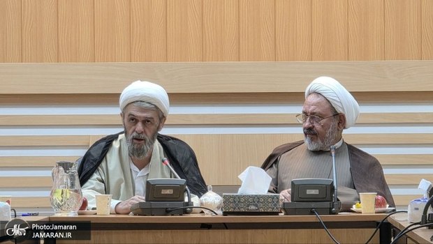 نشست فعالان عرصه فرهنگ و هنر در مؤسسه تنظیم و نشر آثار امام خمینی(س) قم برگزار شد+تصاویر