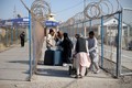 رویترز: بحران اقتصادی ایران موج تازه بازگشت مهاجران افغانستانی را رقم زد