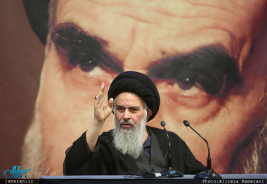 آیت الله موسوی بجنوردی: تعامل با جهان عین دین است/  از انتظارات دشوار و پرهزینه که در شرایط کنونی تحقق آن دشوار است خودداری کنیم