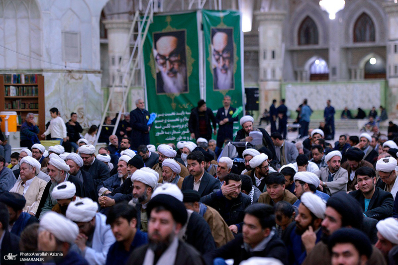 مراسم شب میلاد حضرت زهرا (س) و فرزند برومندش حضرت روح الله در حرم امام خمینی