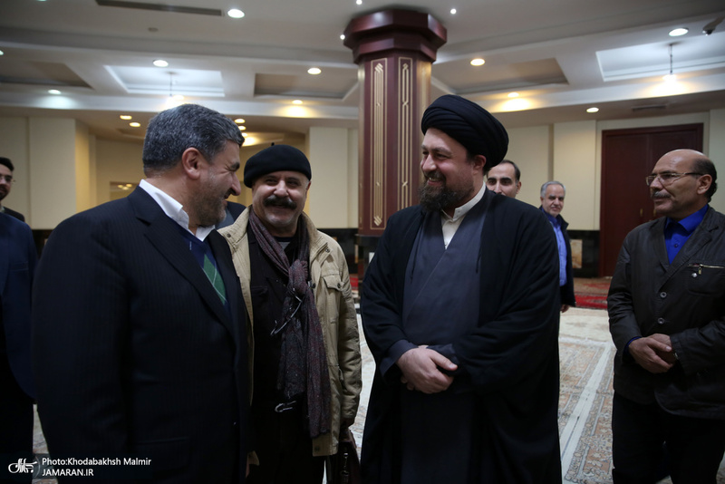 حضور سید حسن خمینی در اختتامبه مسایقات قرآنی ، اذان وتفسیر کارکنان بانک صادرات