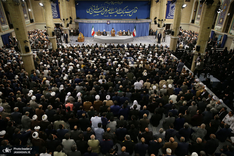 دیدار مسئولان نظام و میهمانان کنفرانس وحدت اسلامى‌ با رهبر معظم انقلاب