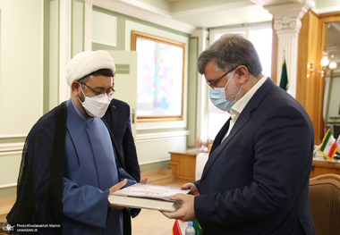 کمساری: نگاه امام به نقش مردم تشریفاتی نبود