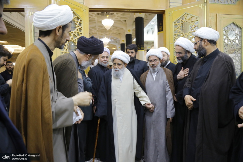 مراسم بزرگداشت رئیس جمهوری و یارانش در حرم حضرت معصومه(س)