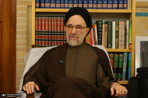 بازدید سید محمد خاتمی از باغ دولت آباد یزد