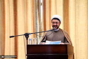 نشست مسئولان و دست اندرکاران مراسم سی امین سالگرد بزرگداشت امام خمینی(س)