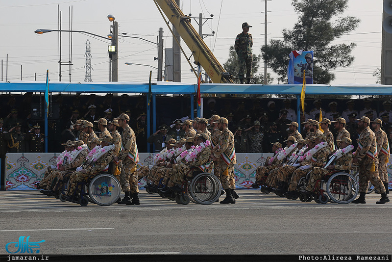 مراسم گرامیداشت روز ارتش جمهوری اسلامی ایران در جوار حرم امام خمینی(س)-1/ رژه