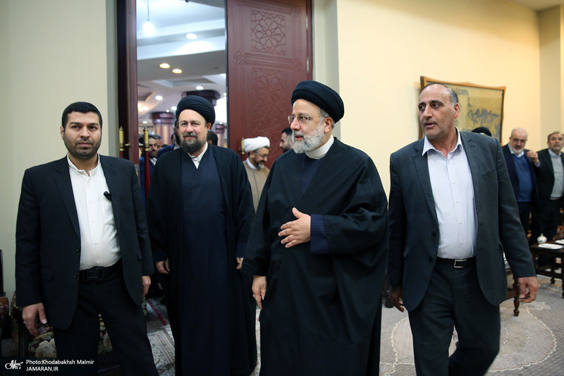 حاشیه های تجدید میثاق رئیس جمهور و اعضای دولت با آرمان های حضرت امام خمینی (س)