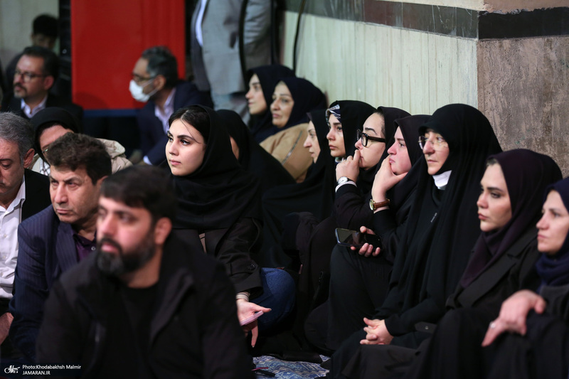 دیدار وزیر و جمعی از کارکنان وزارت راه و شهرسازی با سید حسن خمینی