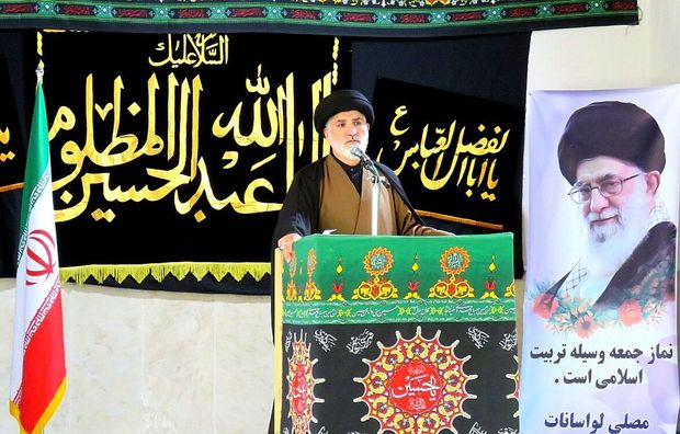 امام جمعه لواسانات: چشم بسته کسی را به مجلس نفرستیم