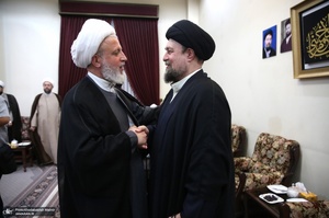 حاشیه های ادای احترام مهمانان خارجی چهلمین کنفرانس وحدت اسلامی به مقام شامخ حضرت امام خمینی (س)