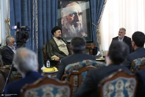 دیدار استاندار تهران و مدیران استان با سید حسن خمینی