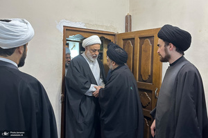 مراسم بزرگداشت آیت الله موسوی بجنوردی (ره) در بیت امام خمینی (س) در نجف اشرف