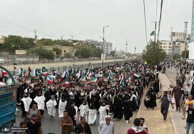 راهپیمایی مردم کراچی پاکستان در همبستگی با ایران + عکس ها