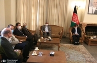 حضور محمود صادقی و چهار تن از اعضای انجمن اسلامی مدرسین دانشگاه‌ها در سفارت افغانستان (9)