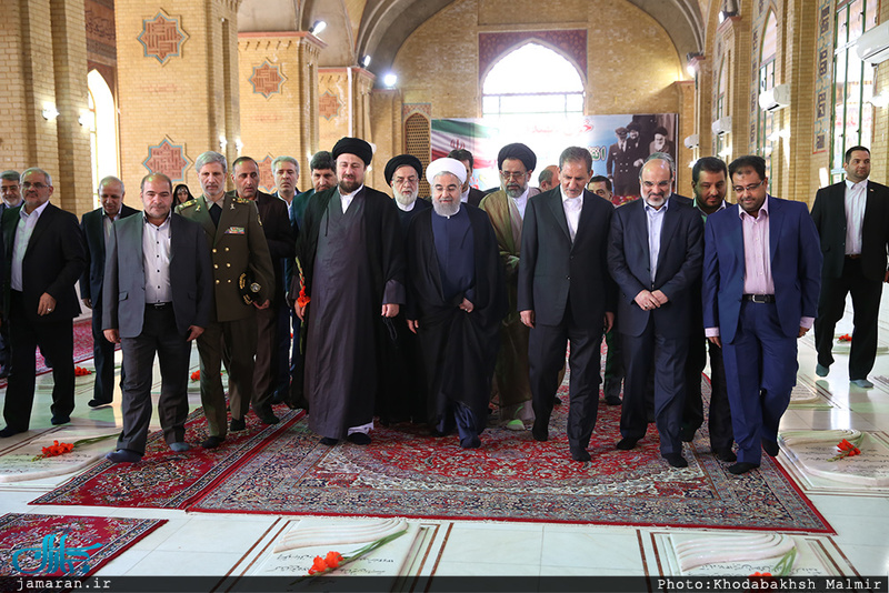 تجدید میثاق رئیس جمهور و هیات دولت با آرمان حضرت امام(س) 