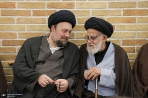 حضور آیت الله سید حسن خمینی در مراسم وداع با آیت الله العظمی شبری زنجانی (ره)