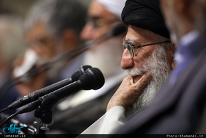 دیدار جمعی از شاعران و اهالی فرهنگ و ادب با رهبر معظم انقلاب